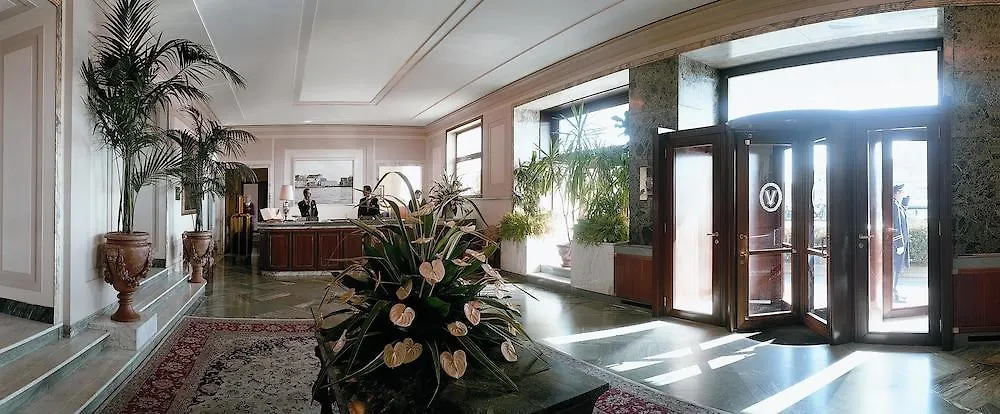 Grand Hotel Vesuvio Napoli
